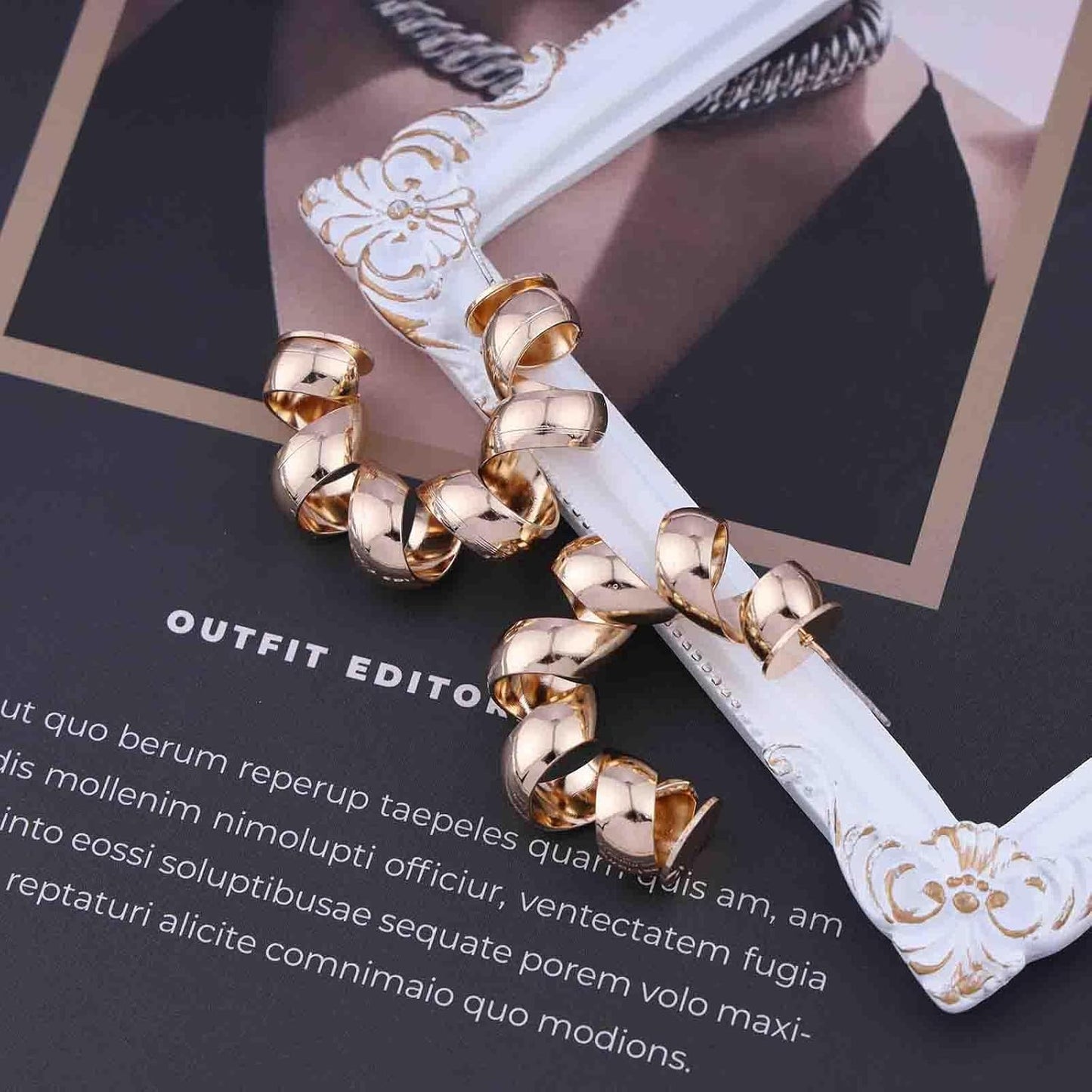 Vintage Exaggerated Irregular Circle Earrings Twist Hoop Earrings Twisted Rope Round Earrings Gold Circle Hoop Dangle Earrings Jewelry for Women