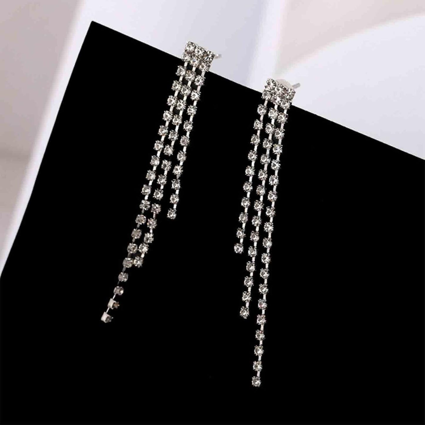 Boho Rhinestone Tassel Earrings Long Fringe Drop Dangle Earrings Silver Crystal Chain Tassel Earrings Vintage Chandelier Chain Studs Earrings Luxury Statement Earrings Jewelry for Women and Girls Gifts
