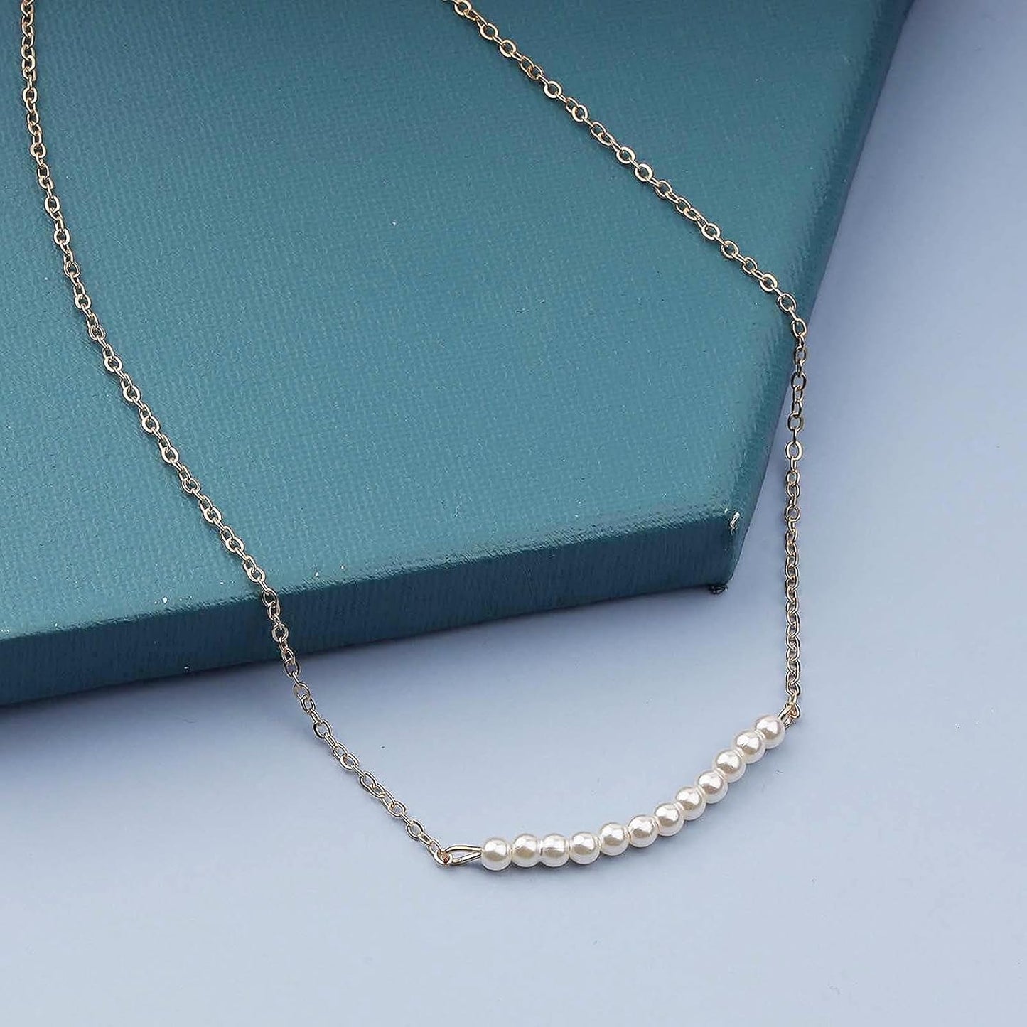 Boho Pearl Pendant Necklace Gold Pearl Bar Choker Necklace Bridal Pearl Chain Necklace Wedding Necklace Jewelry for Women and Teen Girls