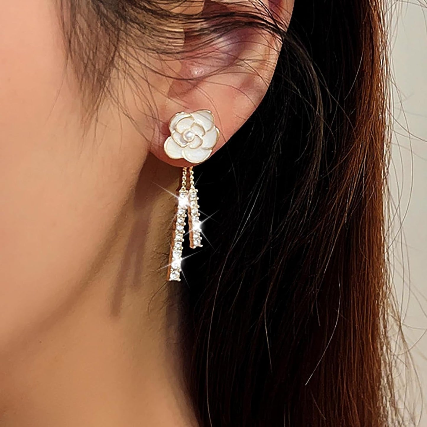 Vintage Crystal Flower Drop Earrings Pearl Camellia Earrings White Camellia Stud Earring Gold Linear Rhinestone Earring Jewelry for Women