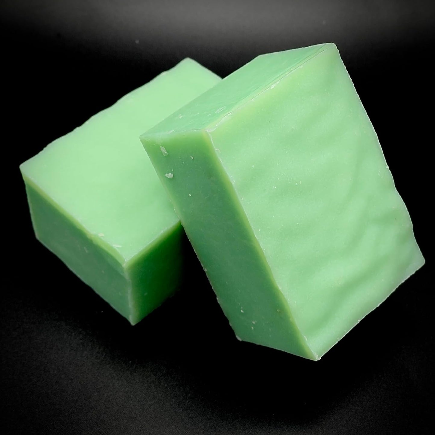 Pure Bison Tallow Buff Shampoo Bar, Mountain Rain, (2 pack) - Scents of Sea Salt, Moss, & Freesia - Cleans, Moisturizes, Naturally Derived, No Dyes, No Chemicals, No Preservatives