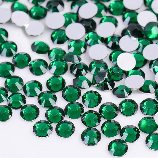 500 Pieces SS30 6mm Flatback Rhinestones Clear Glass Round Gems Crystals for Nail Art DIY Crafts Clothes Shoes Bags （Dark Green）
