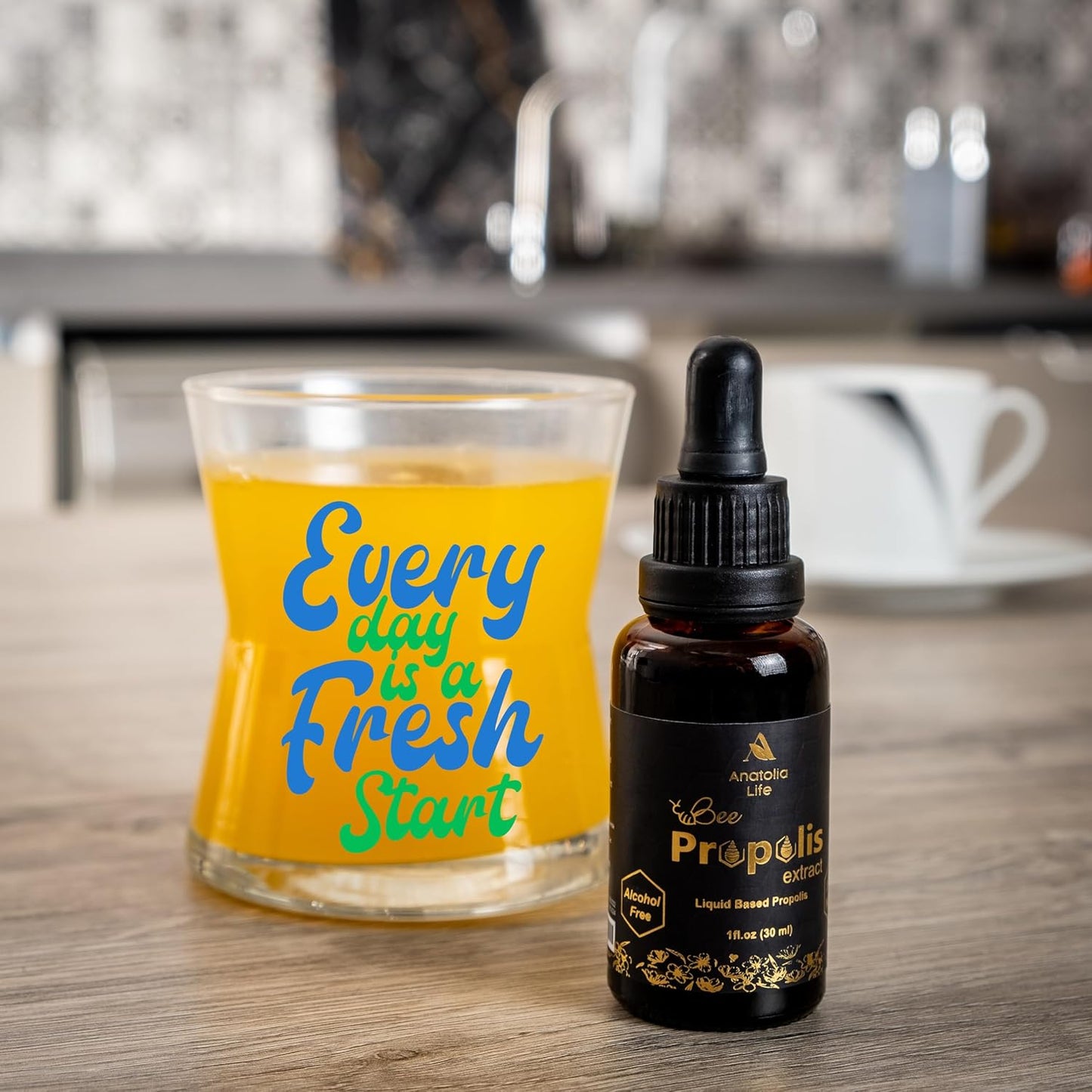 Bee Propolis Extract Alcohol-Free Immune Support Supplement 30ml - 100% Pure Tea Tree Essential Oil 20ml - Natural Immune Booster & Antimicrobial - Ideal for Diffuser, Cleaning, and Aromatherapy