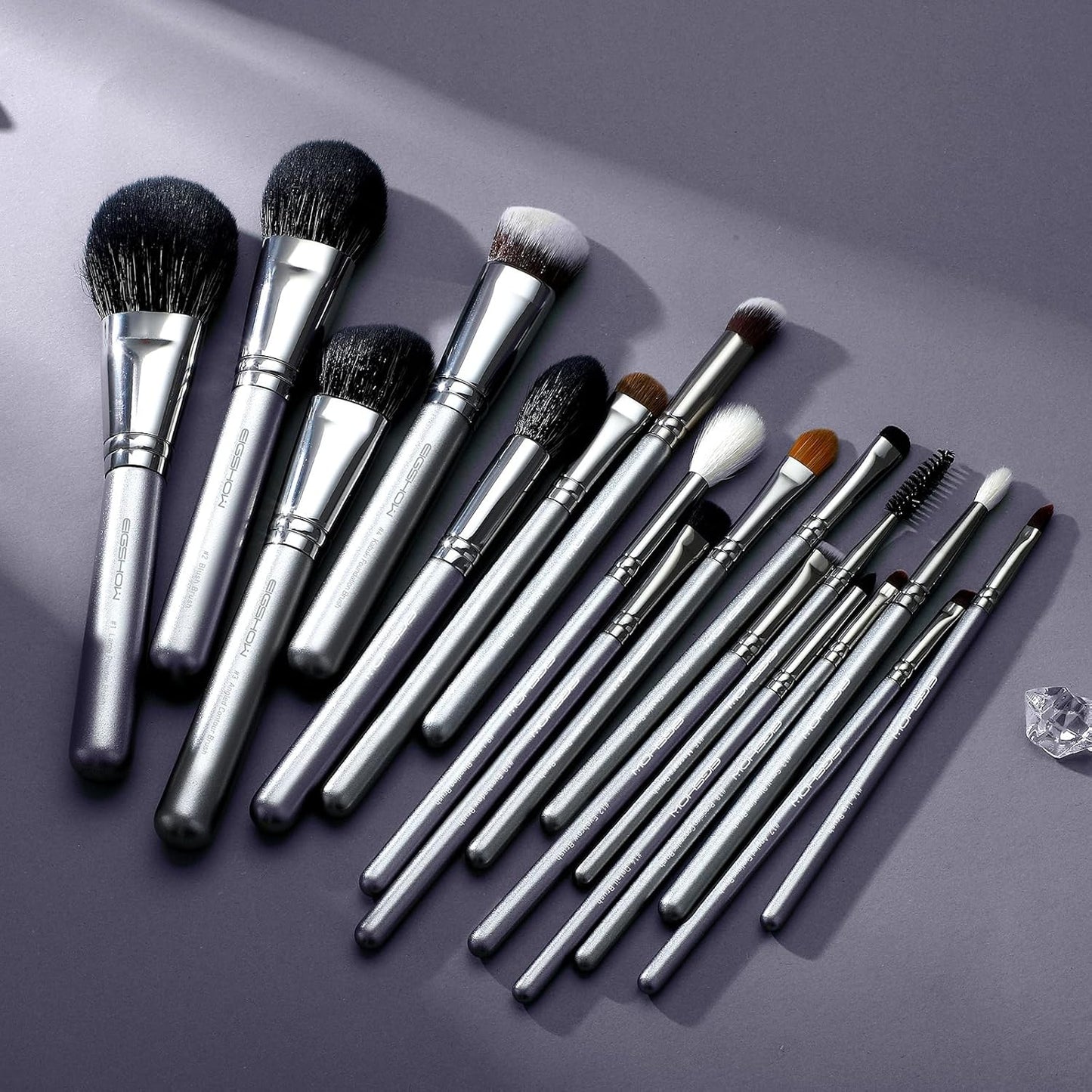 Professional Makeup Brush Set, EIGSHOW High End Makeup Brushes for Foundation Powder Blending Blush Bronzer Eyeliner Eyeshadow with Case (PRO 18pcs Grey)