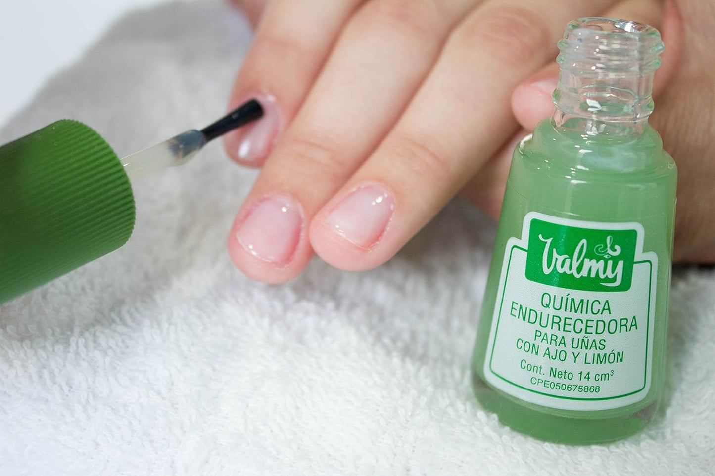 2in1 Garlic & Lemon Nail Hardener & Whitener Base Coat - Nail Strengthener & Growth Treatment - Whitens Yellow Nails - Endurecedor de Uas, 0.47 Fl Oz (Pack of 2)