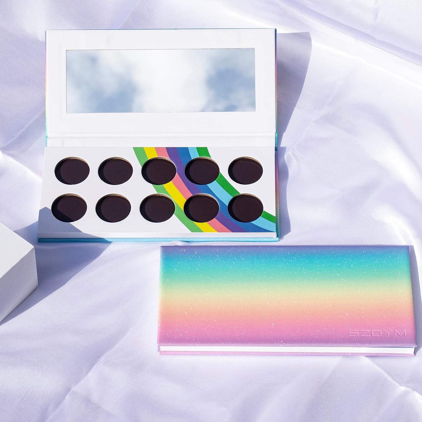 2PCS PU leather pastel sparkle empty magnetic palette with 10Pcs 26mm Round Metal Pans and 10Pcs 23mm square Metal Pans,DIY Eye Shadow makeup palette,elastic, flexible and lubricated, waterproof and easy to clean (Suit-1)